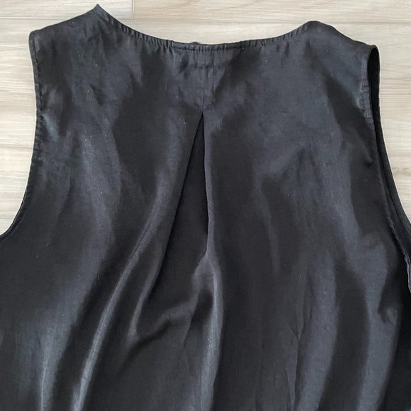 Banana Republic Pleated V-Neck Tank - Sz M - Picture 5 of 5